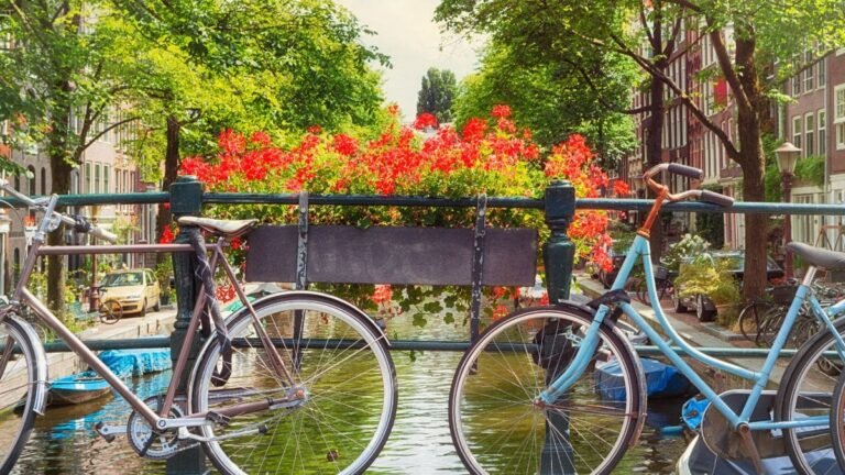 Travel Itineraries 24 Hours in Amsterdam – What to Do if It’s Your First Time in 2026