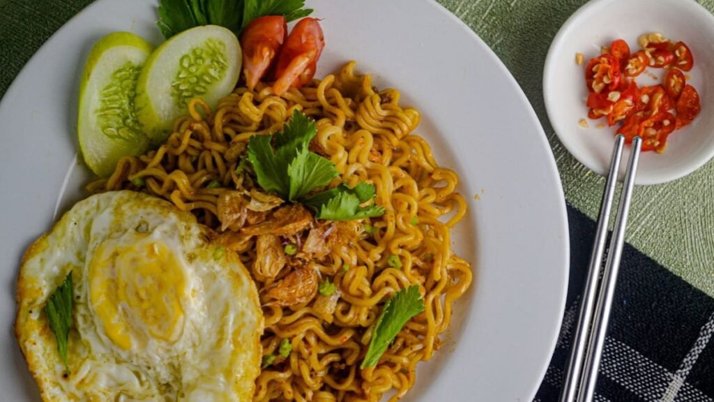 Mie Goreng in Bali - Fried Noodles with a Balinese Twist