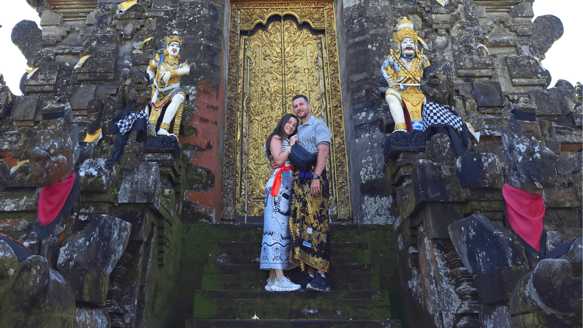 Sarongs in Bali temples