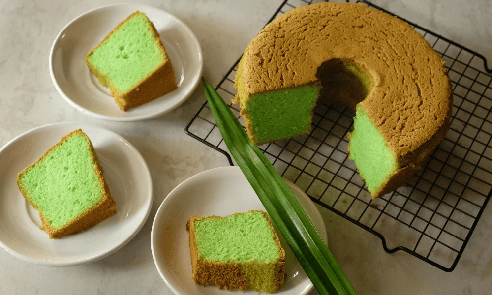 Pandan Cake – Soft, fluffy, and slightly sweet green dessert from Asia