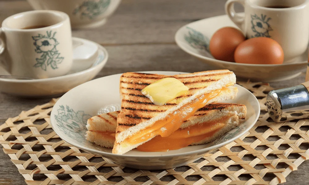 Kaya Toast – Toasted bread with kaya (coconut jam) and butter