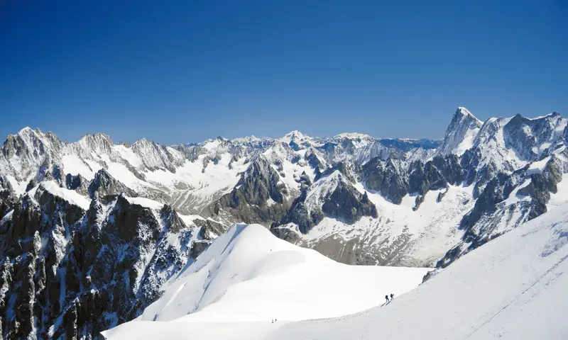 What to Do in Chamonix in Winter: A Guide for Non-Skiers (That We Actually Tested)