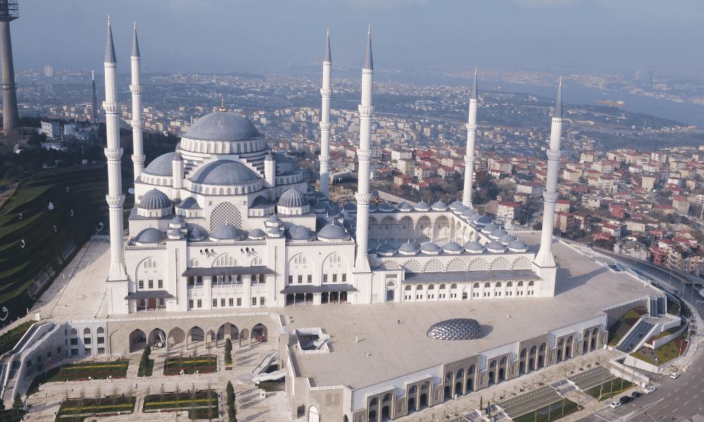 Grand Çamlıca Mosque (Asian Side) in Istanbul