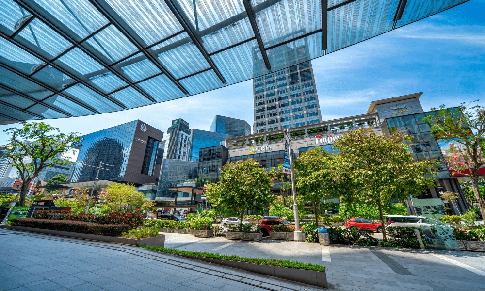 Orchard Road - Where to stay in Singapore- best for families and shoppers