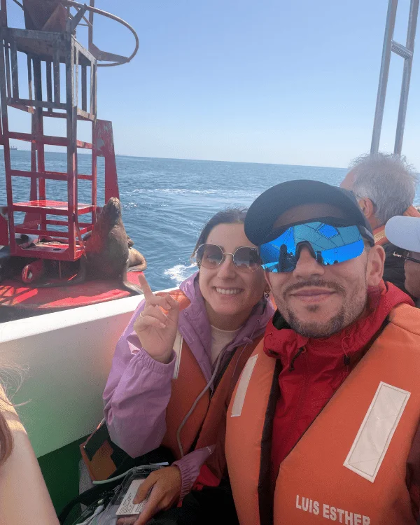 A selfie with a sea lion in Paracas